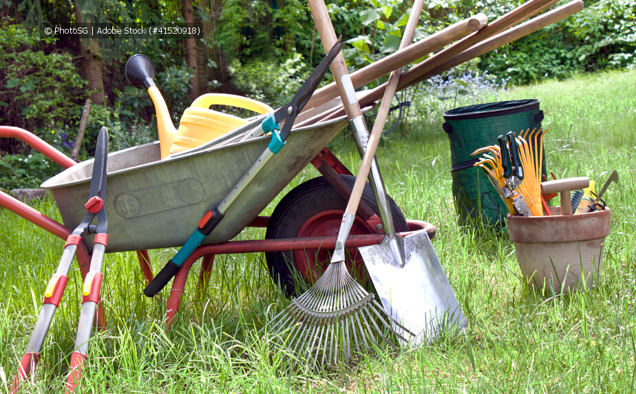 Gartenarbeit im Sommer